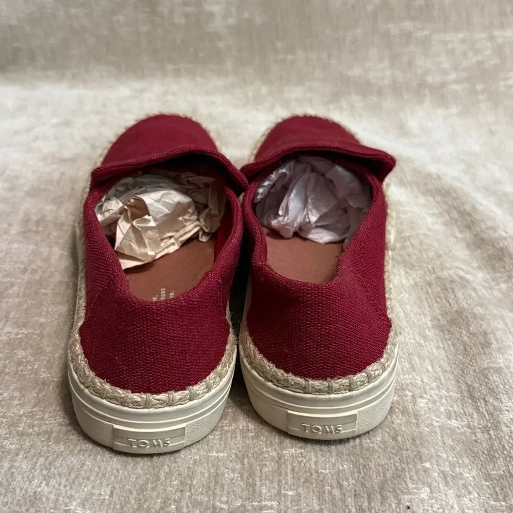 Toms stylish espadrilles