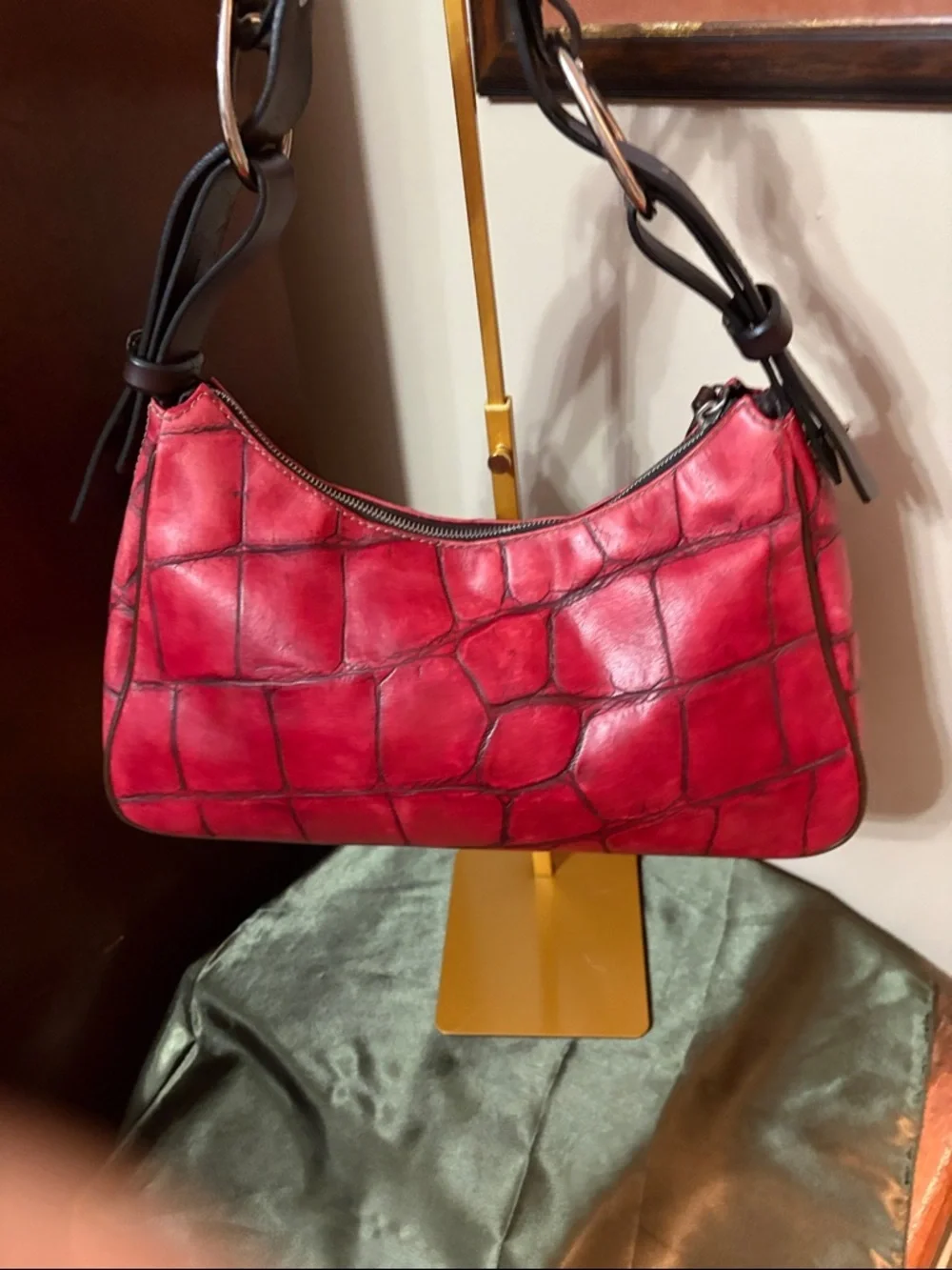 Dooney & Bourke stylish red