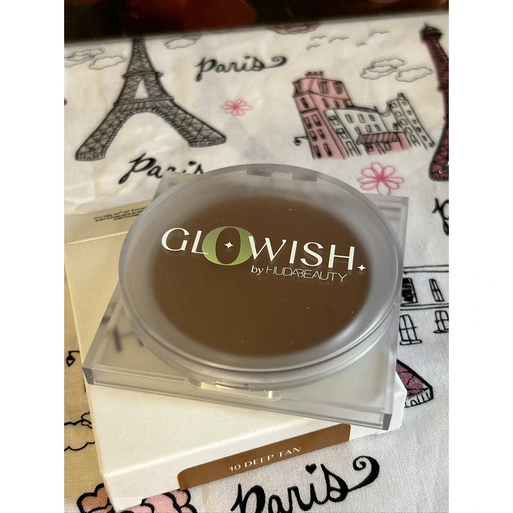HUDA BEAUTY glowish by