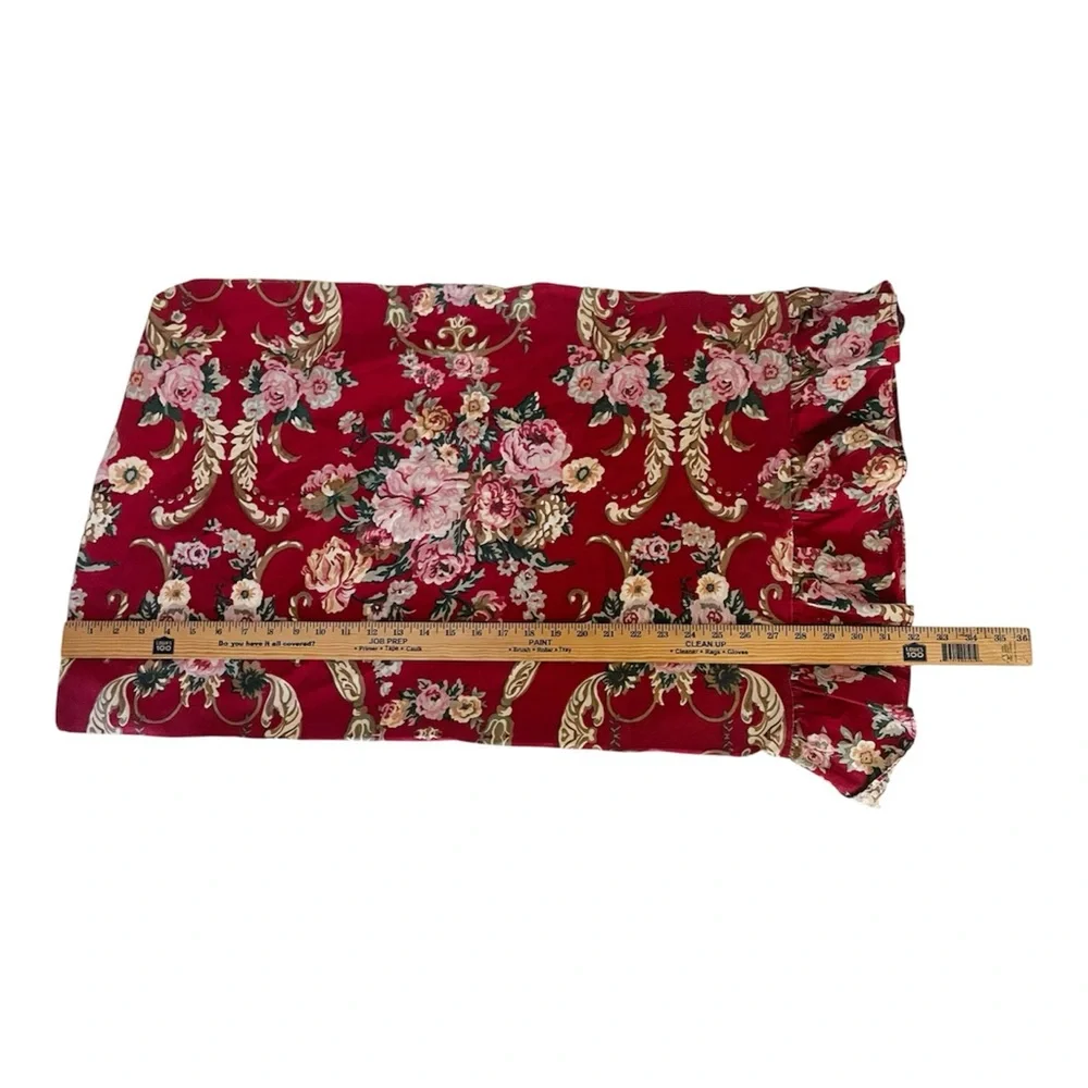 Ralph Lauren Vintage Marseilles 2 piece Red Ruffle Floral King Size Pillow cases