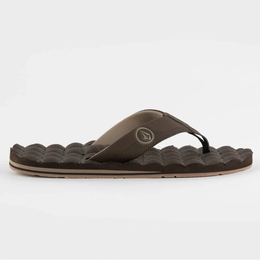 Volcom nwt recliner