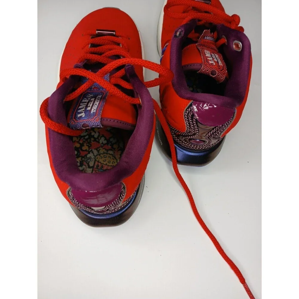 Nike bold stylish