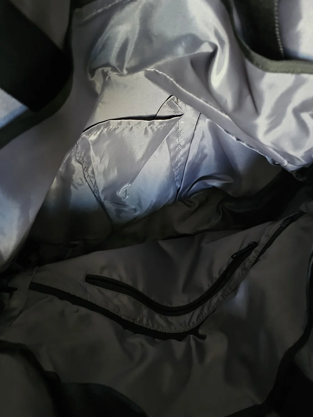 Timbuk2 black men