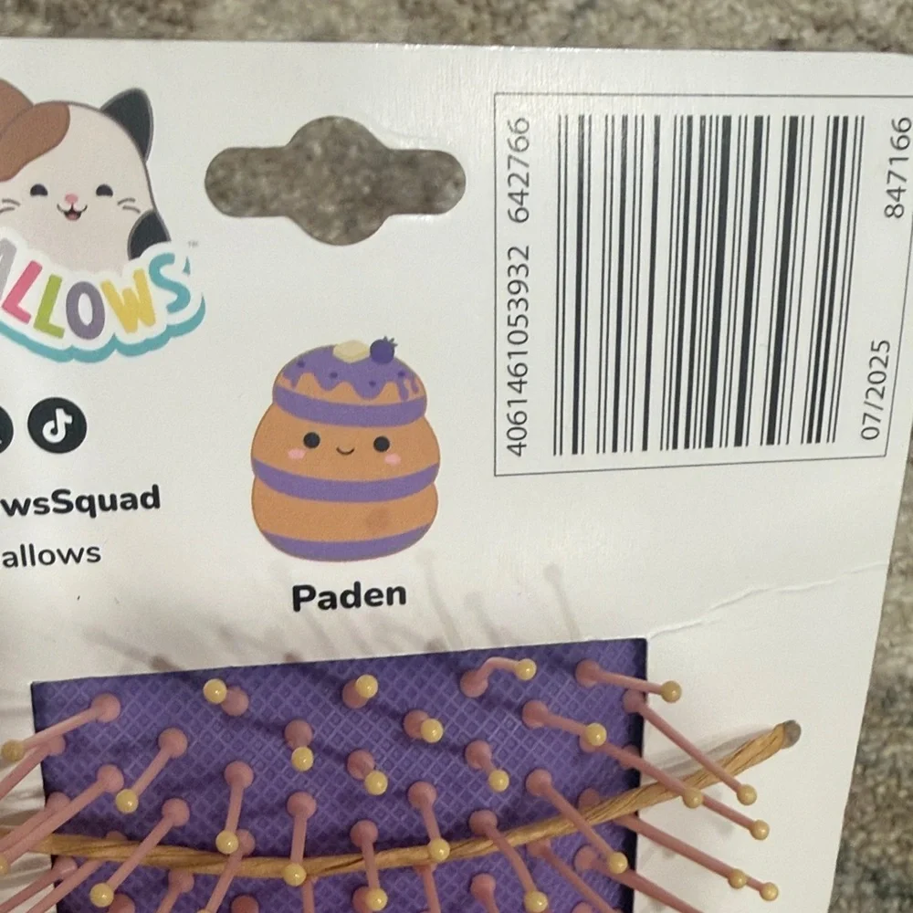 Squishmallows Orange & Purple Paden Detangler Brush