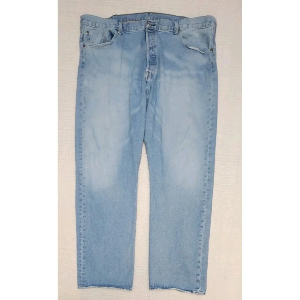 Levi's Men's Size 42x32 501 Jeans Medium Wash Button Fly 100% Cotton Classic