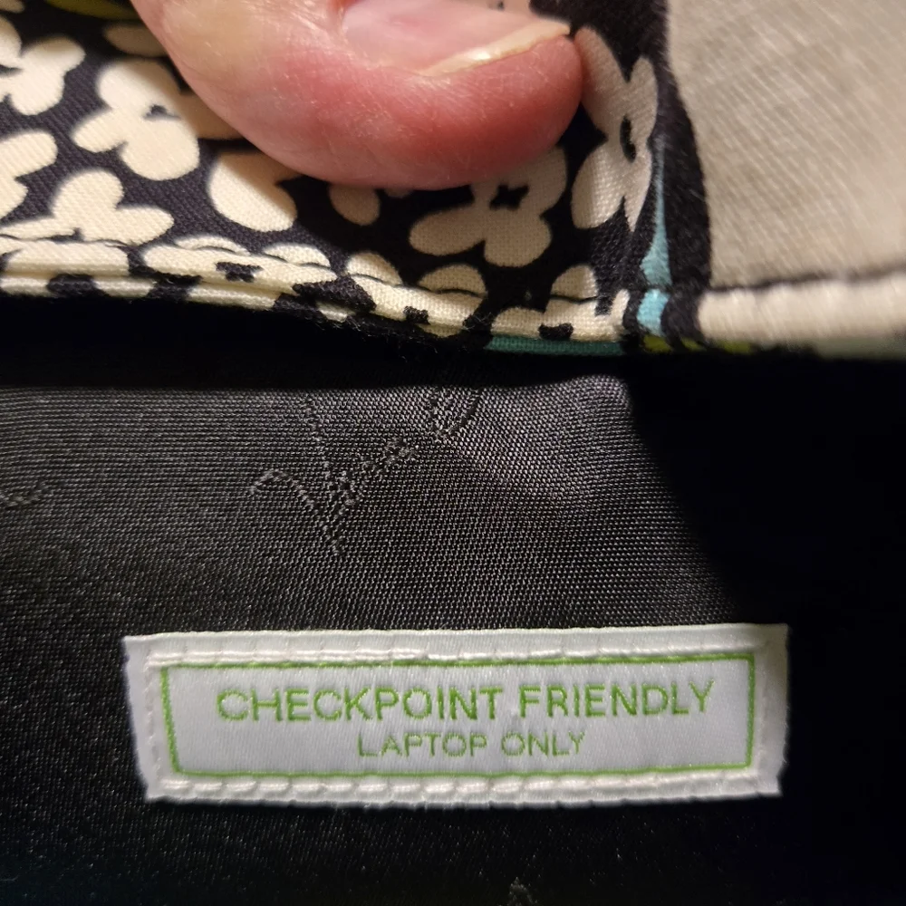 Vera Bradley excellent