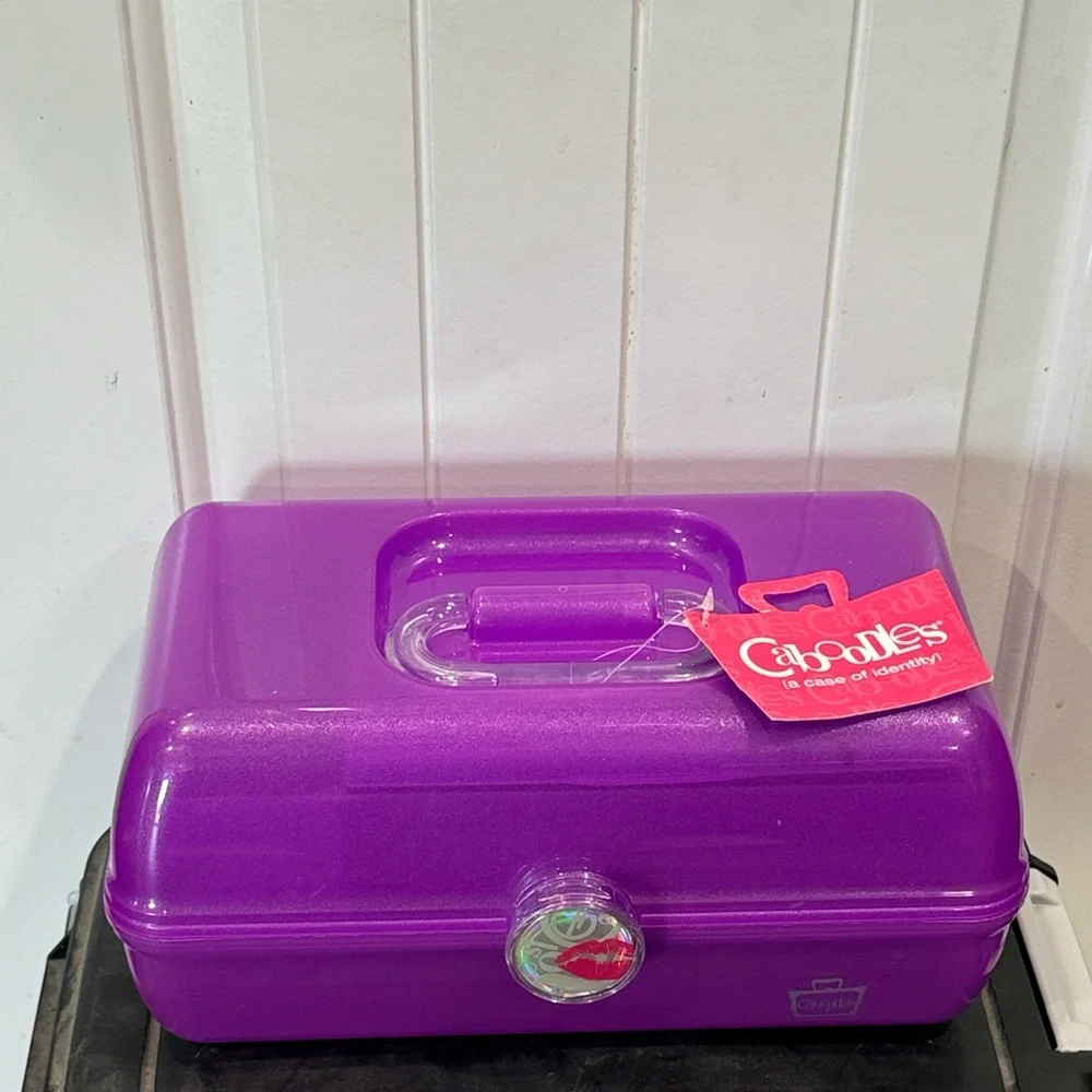 Caboodles Bold Purple Makeup Case with Mirror, NWT
