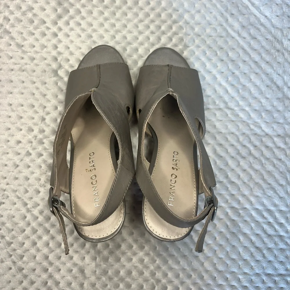 Franco Sarto Womens Leather Upper Gallard Platform 11 Cork Style Wedge Size 5.5M