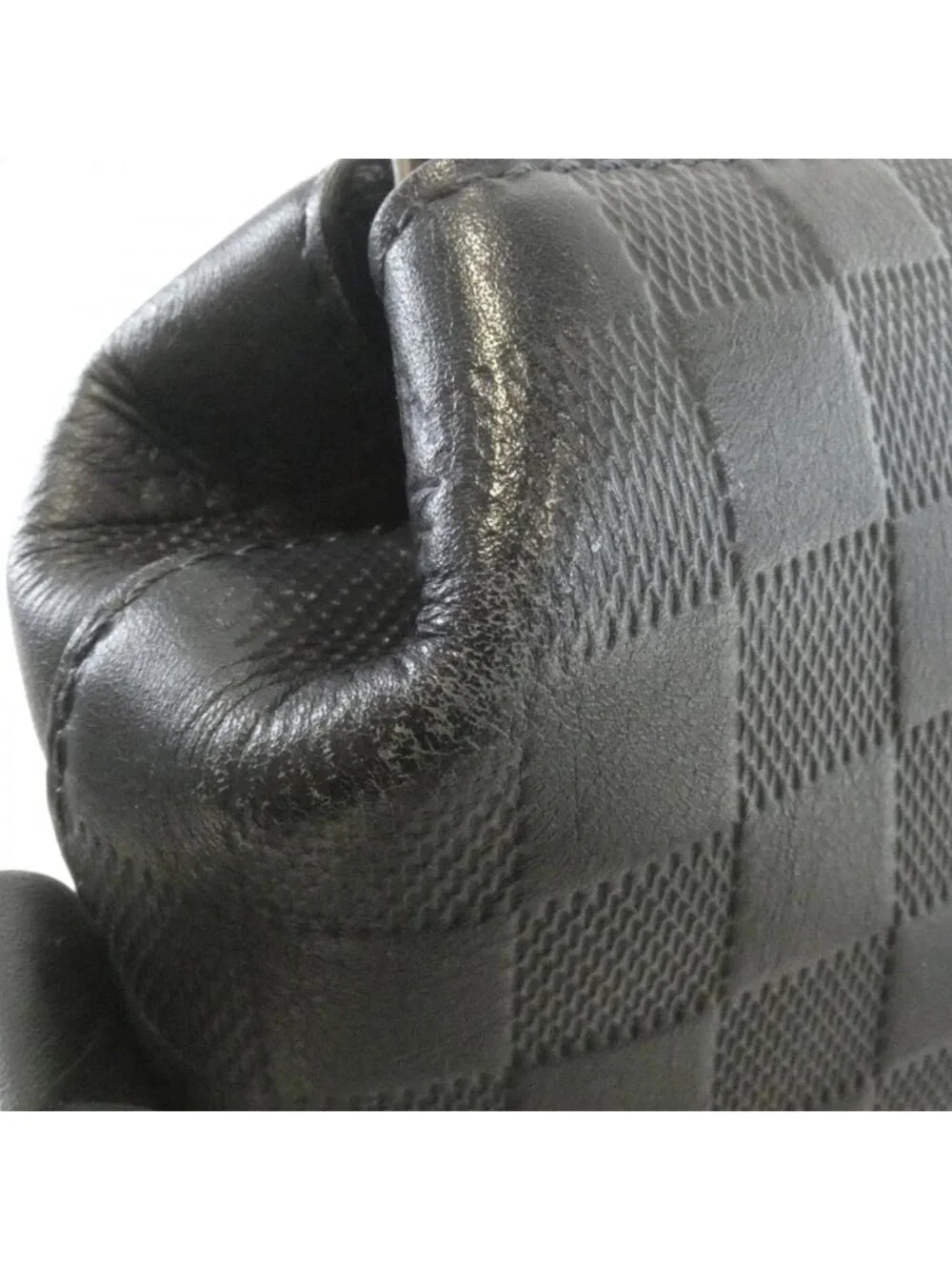 Louis Vuitton this authentic