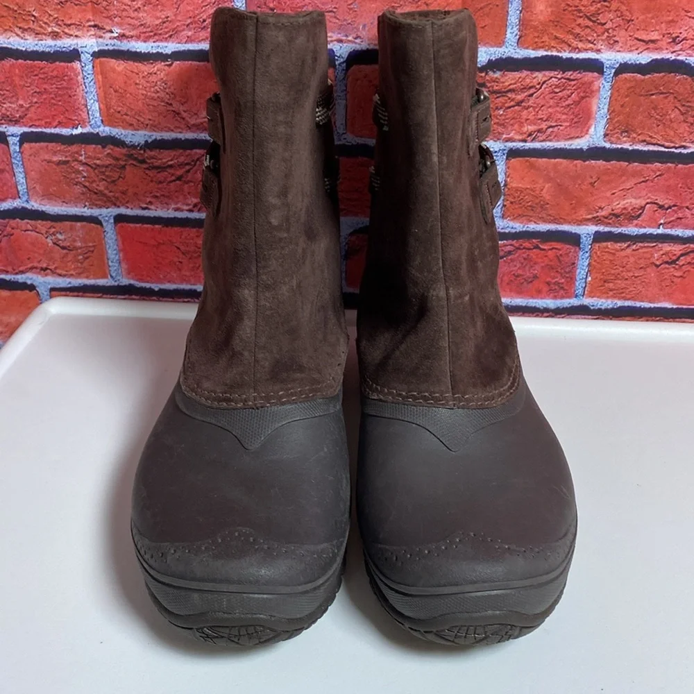 The North Face size faux
