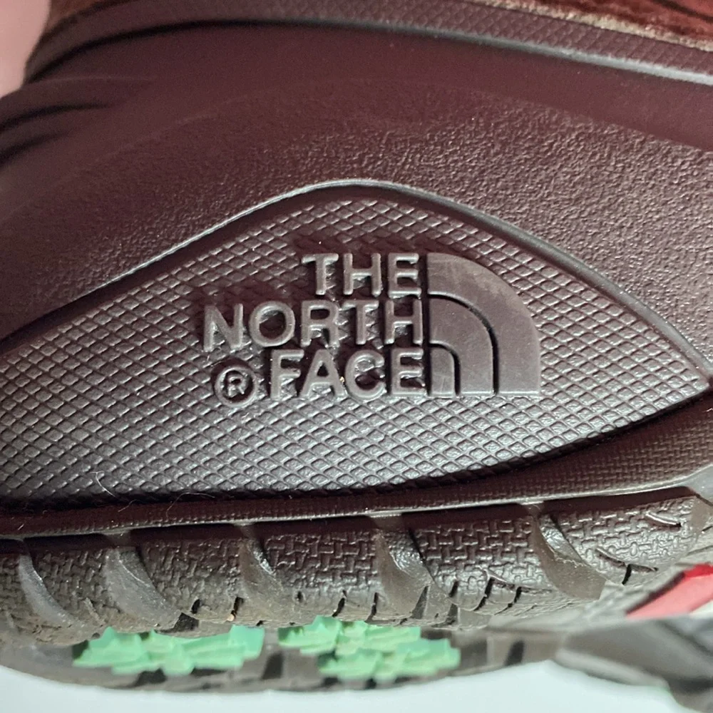 The North Face size faux