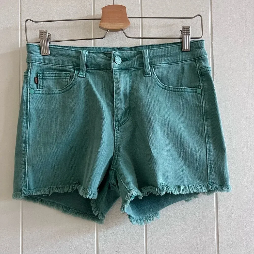 Judy Blue great preloved