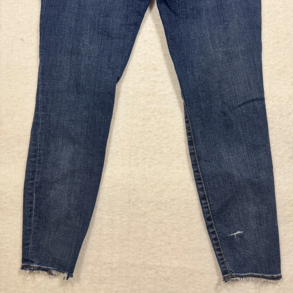 Kut from the Kloth keywords distressed