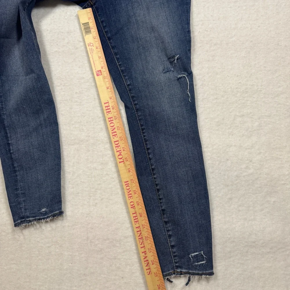 Kut from the Kloth keywords distressed