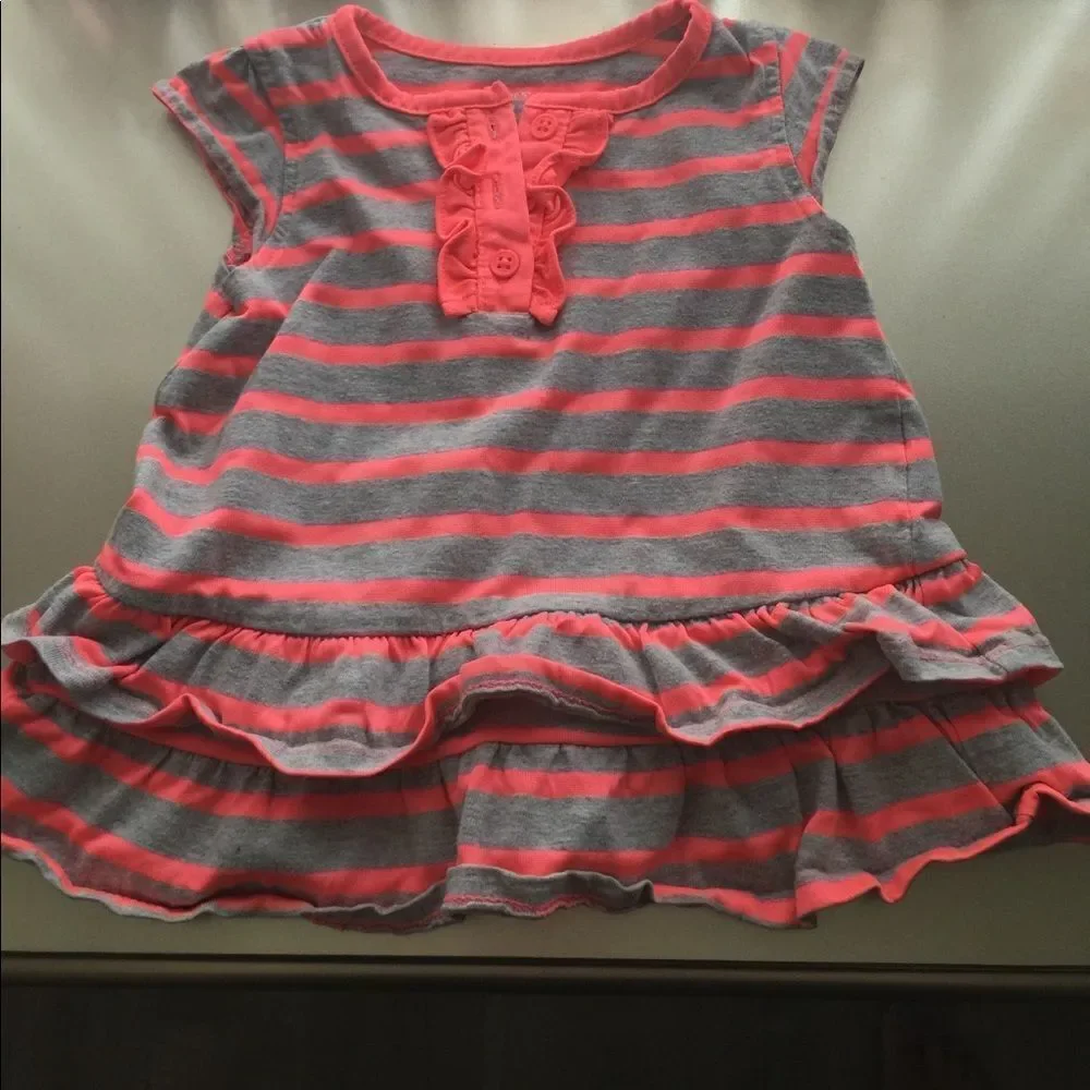 Nice ruffle carters Top👧