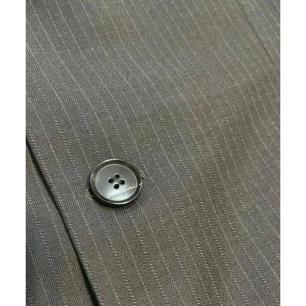 Hugo Boss not wool cinema