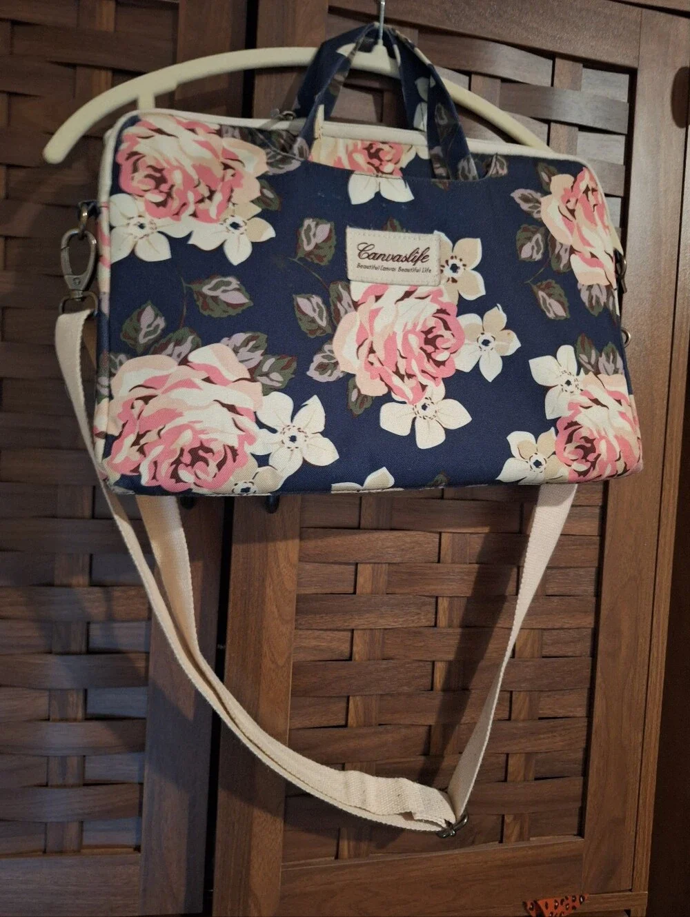 N/A navy laptop