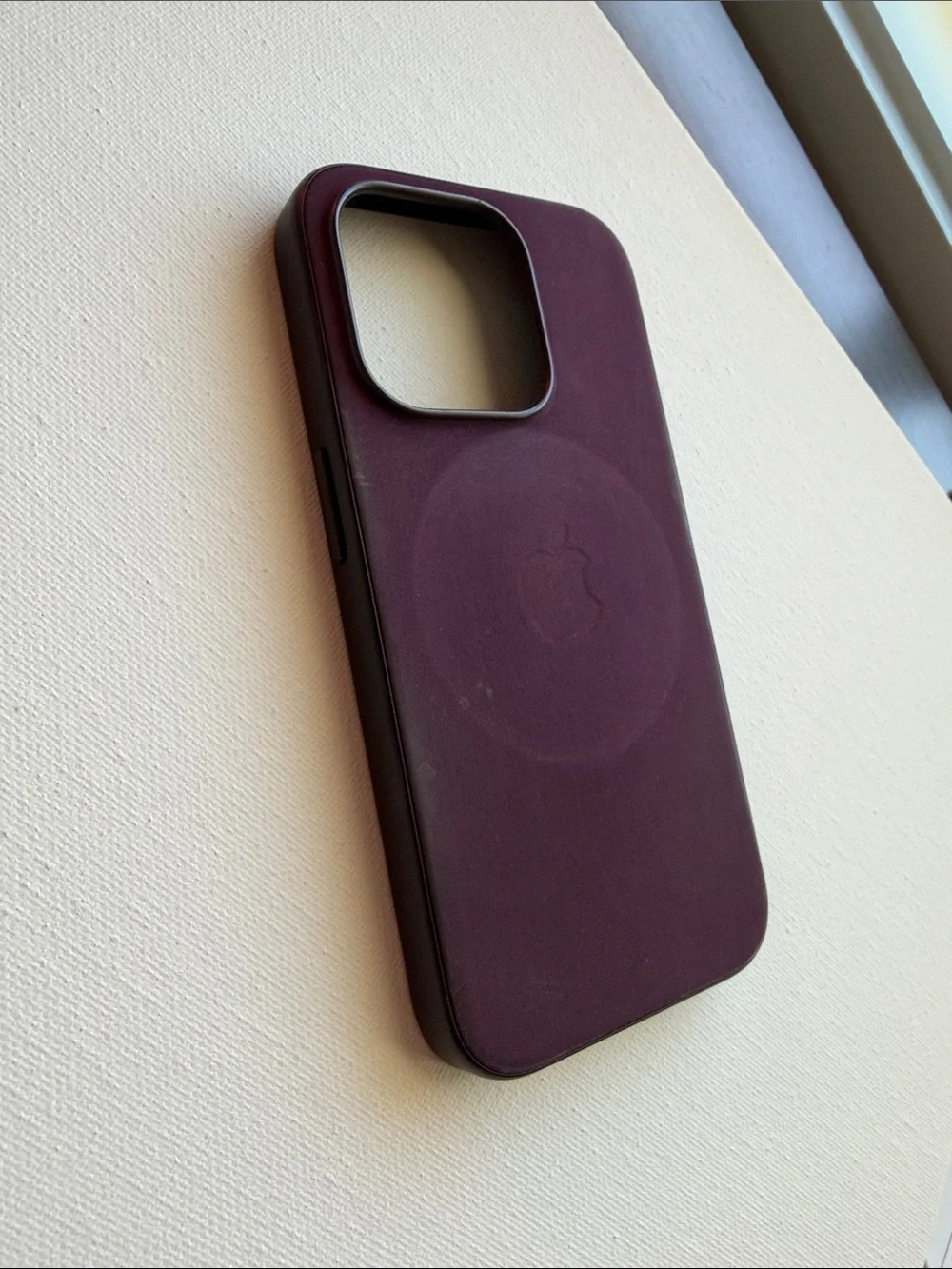 Apple genuine silicone