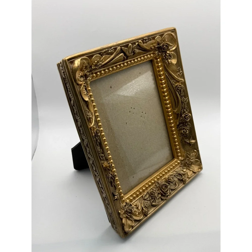 Unbranded ornate gold