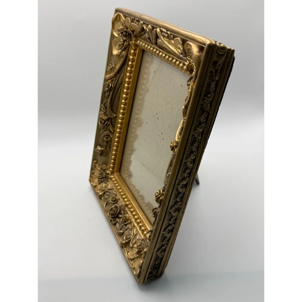 Unbranded ornate gold