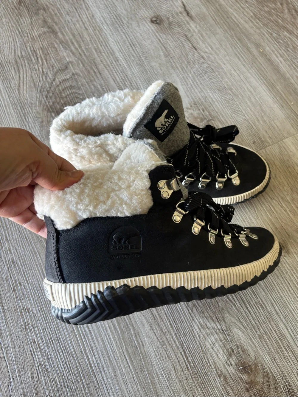 Sorel women out