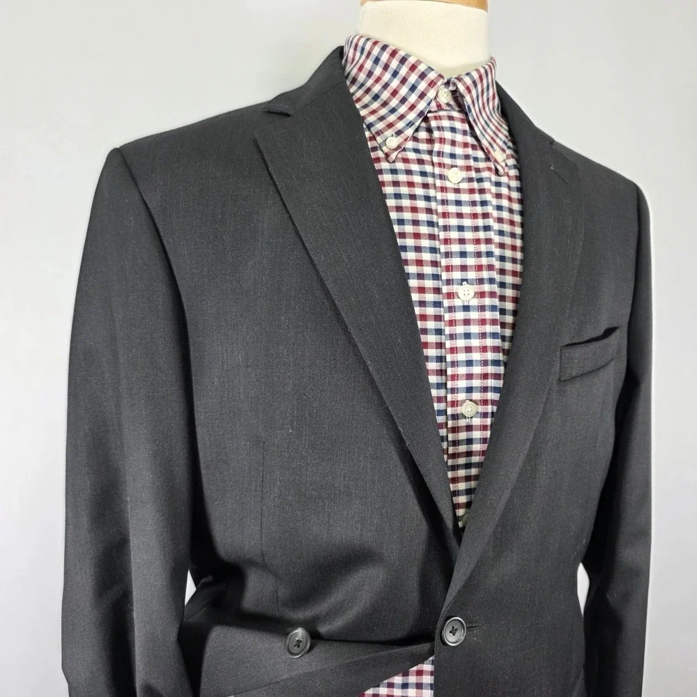 Pronto Uomo before completing