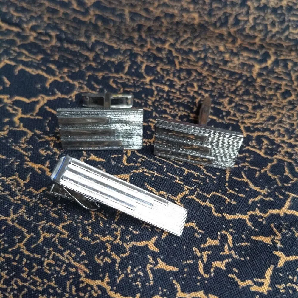 Unbranded vintage silver