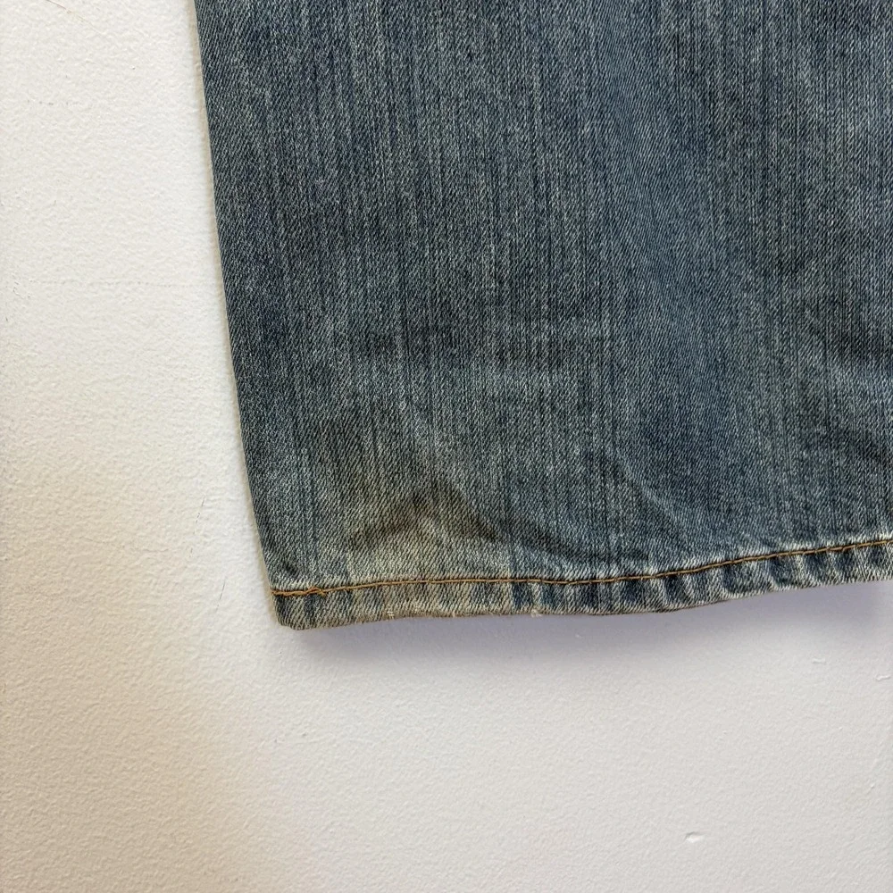 Levis levi men