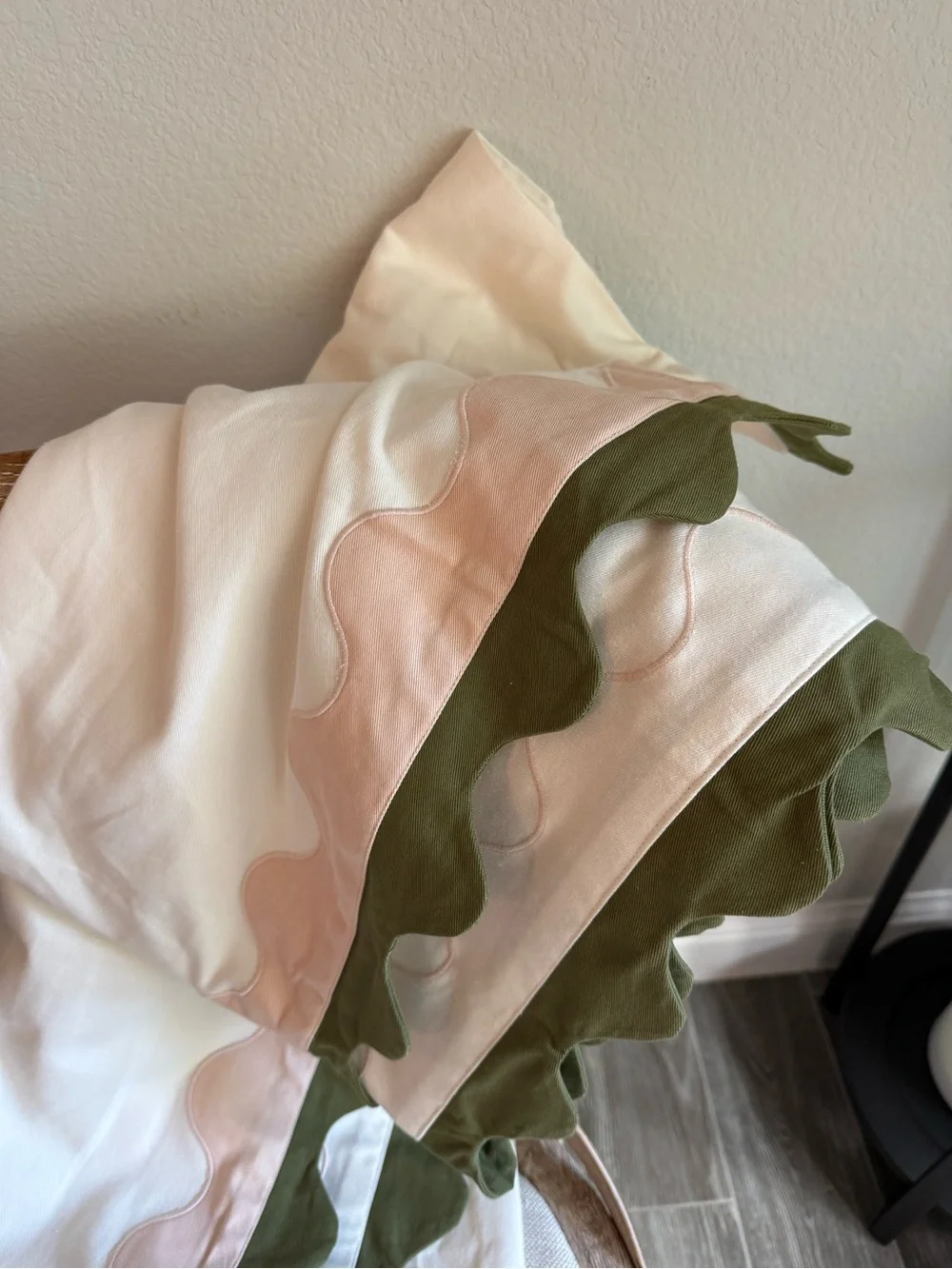 Anthropologie maeve scalloped