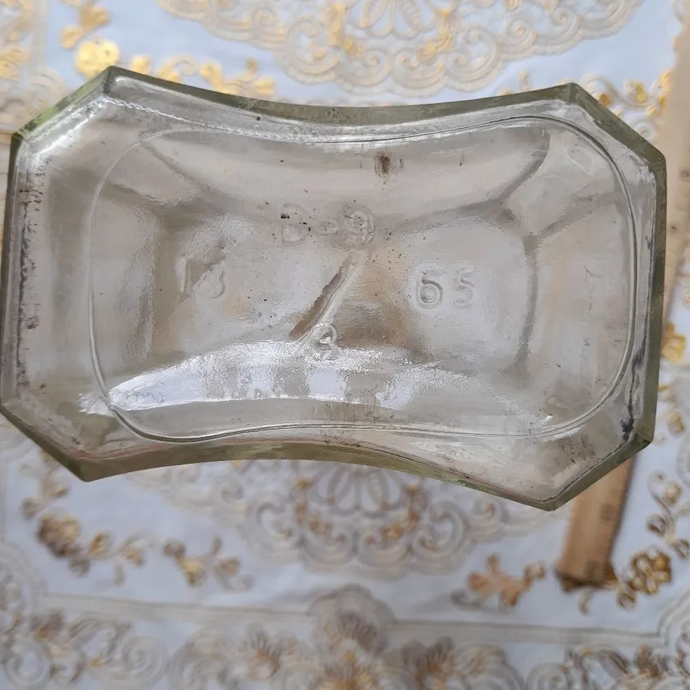 Vintage Schenley Embossed Whiskey Bottle Decanter w/Stoppers 1950’s …