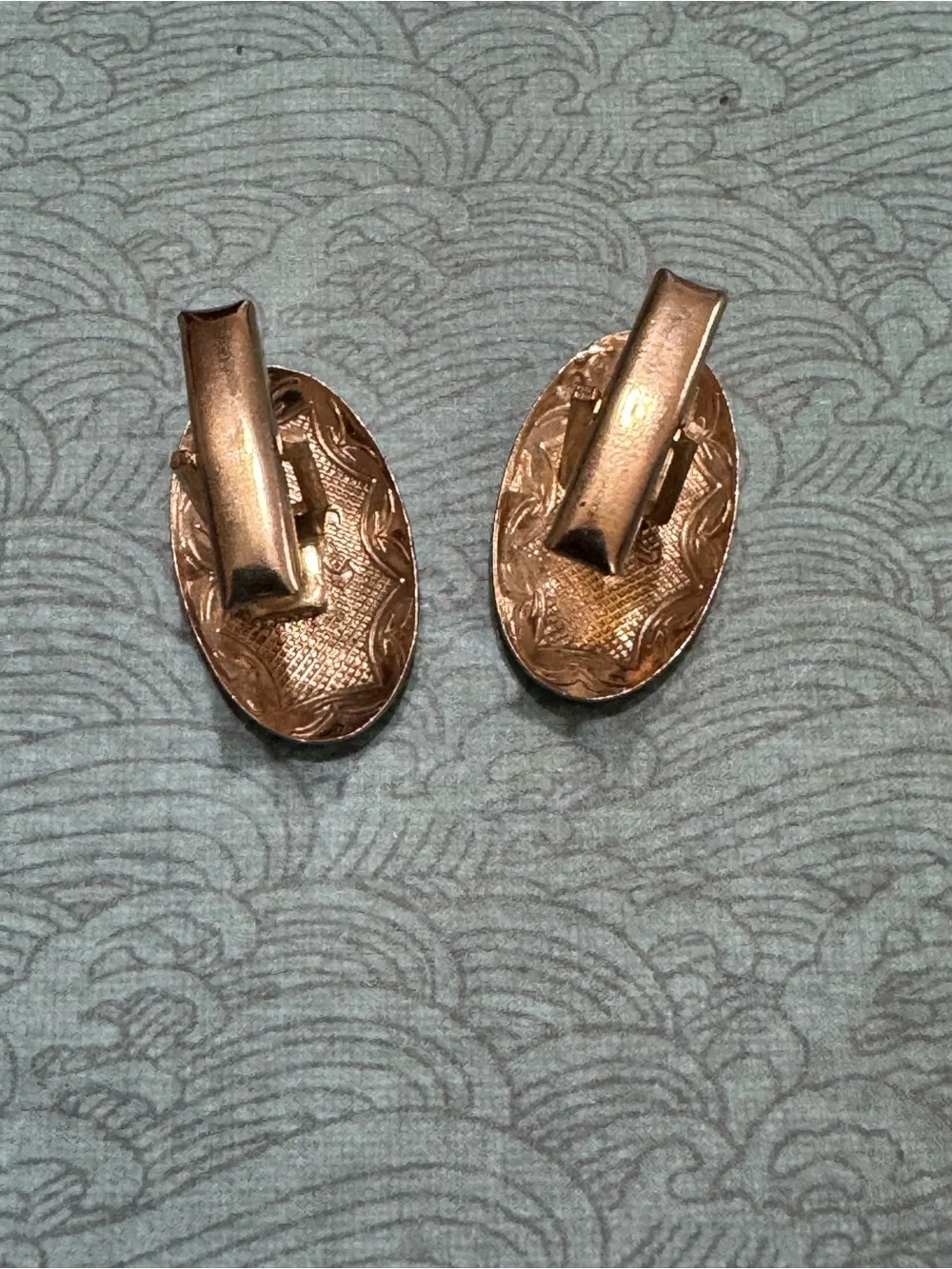 N/A vintage gold