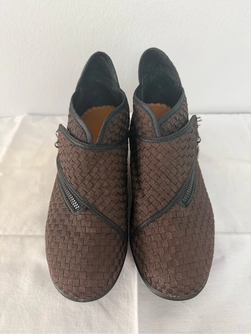 bernie mev. woven upper