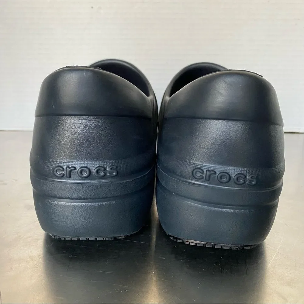 CROCS women’s clogs