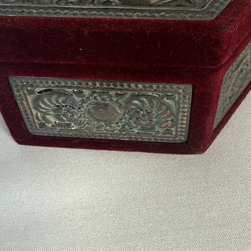 The Unbranded Brand vintage red