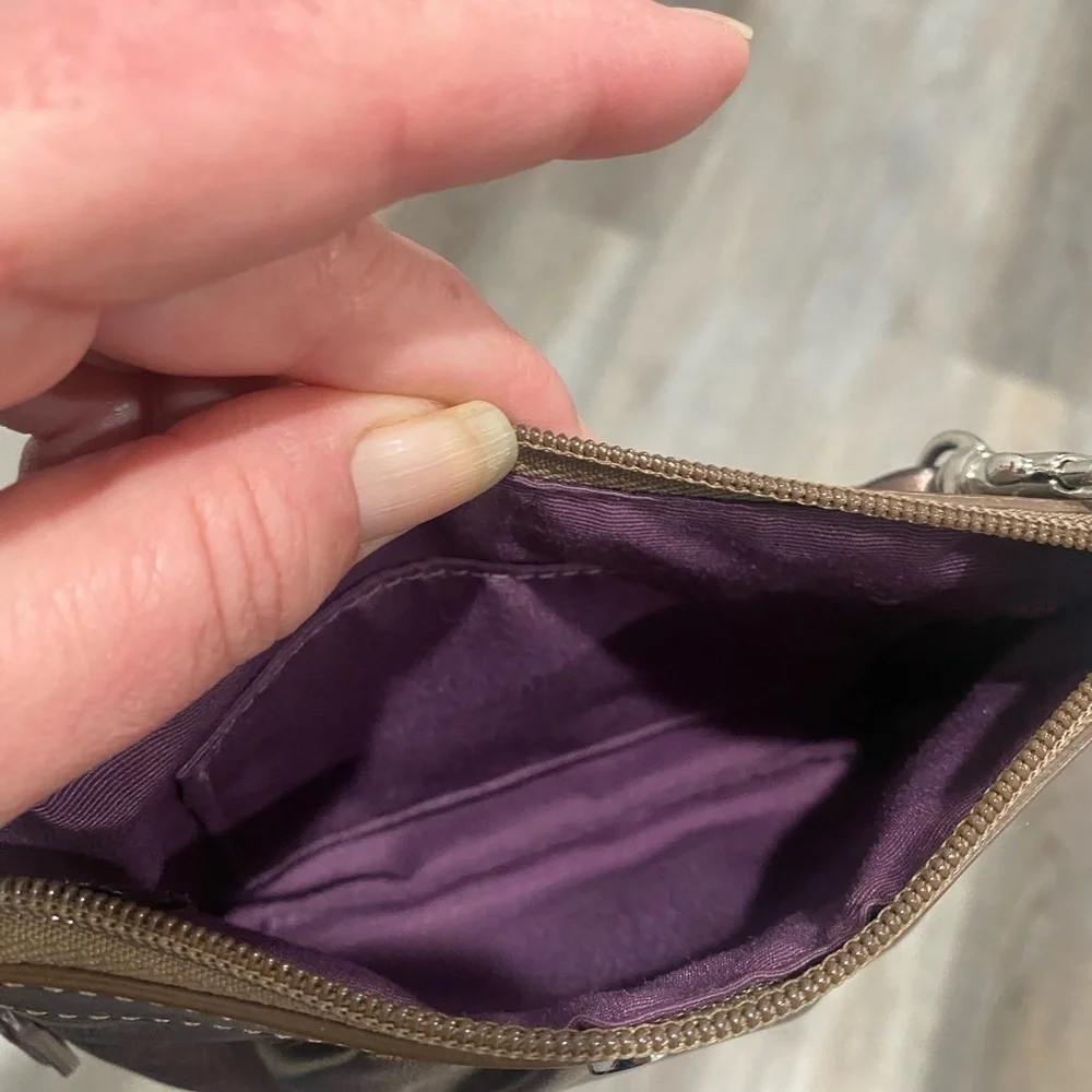 Coach great preloved