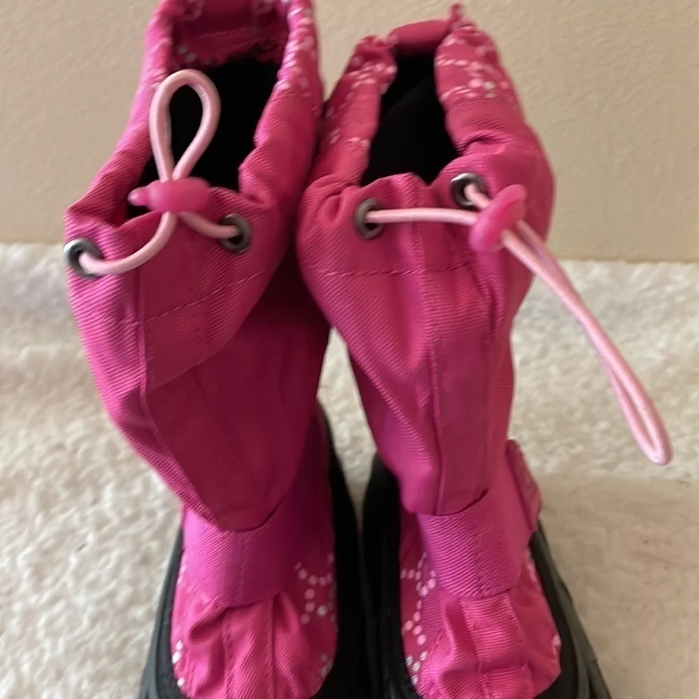 Kamik nwot snow