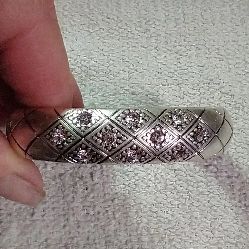Premier Designs silvertone crystal