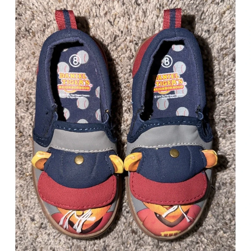 Daniel Tiger daniel tiger