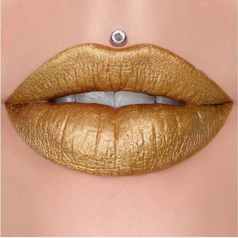 First Class Jeffree Star Velour Liquid Lipstick