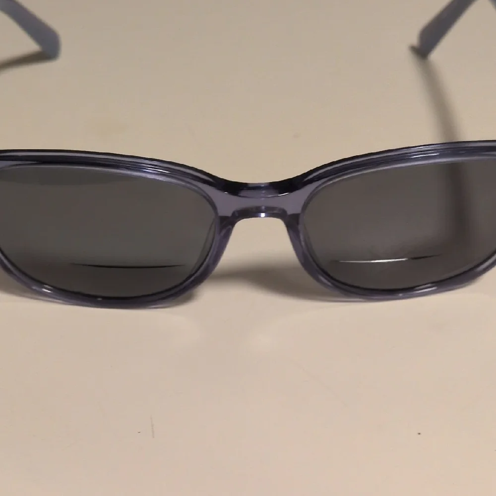 Kenneth Cole Reaction really frame