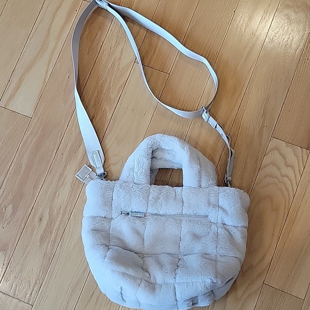 lululemon athletica chic cozy