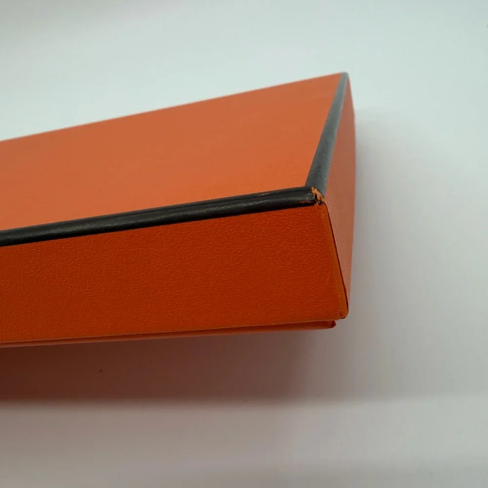 Hermès item authentic