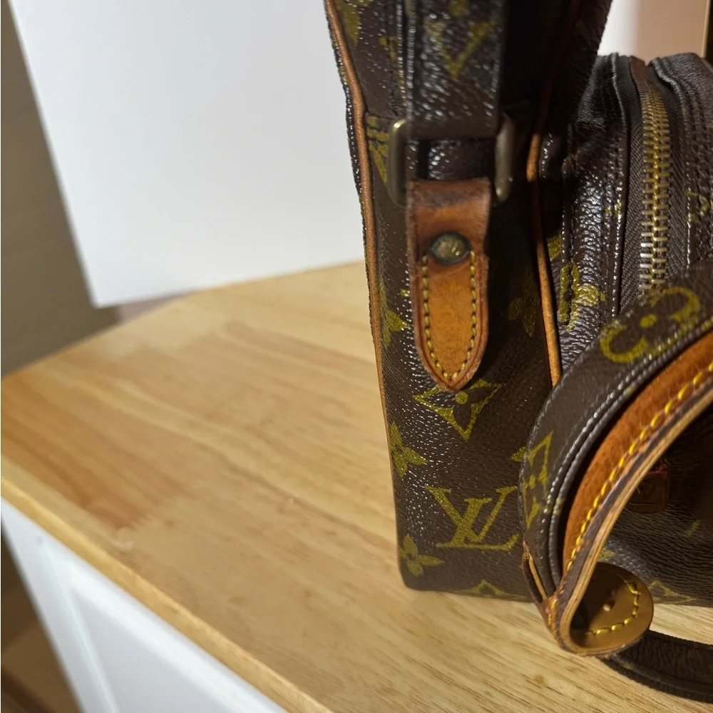 Louis Vuitton elegant vintage