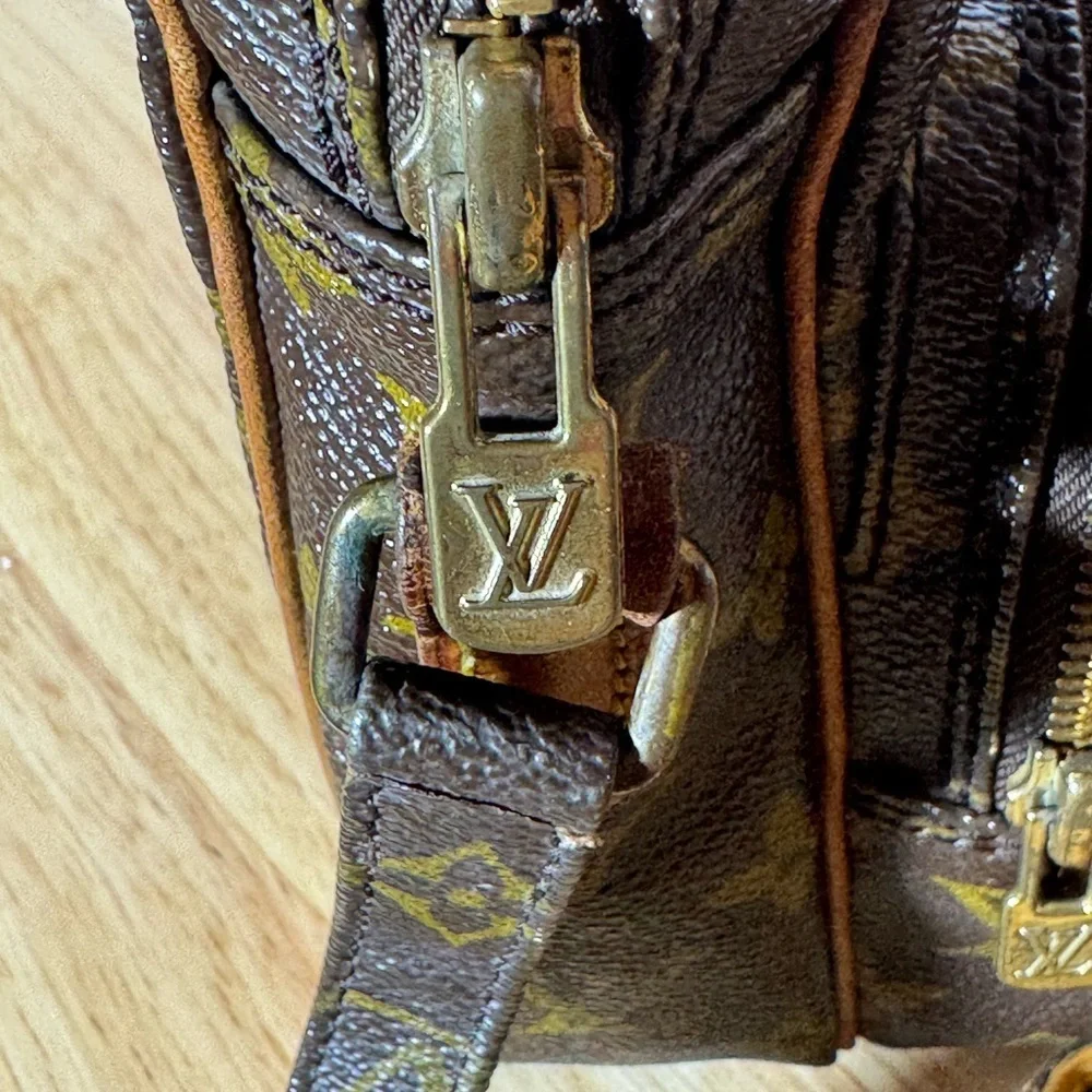 Louis Vuitton elegant vintage