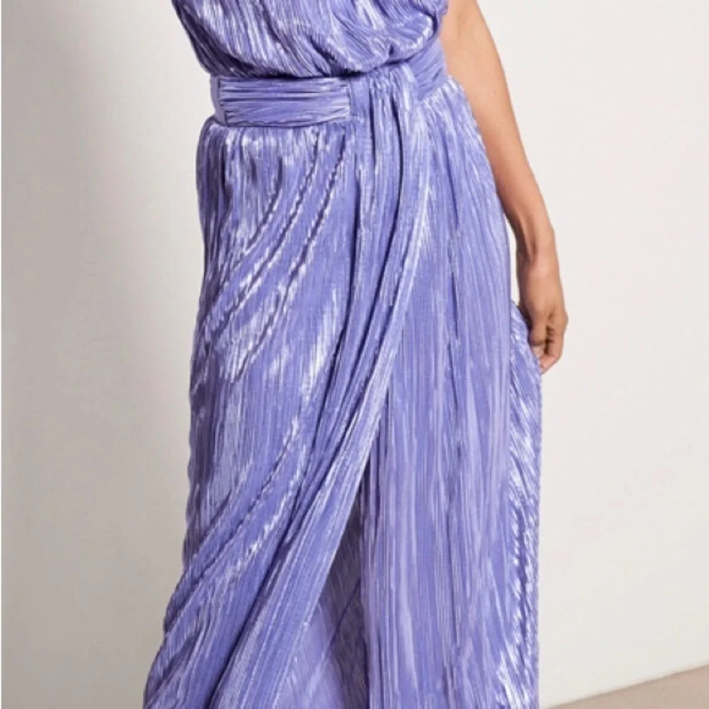 Sabina Musayev plissé-effect V-neck midi dress