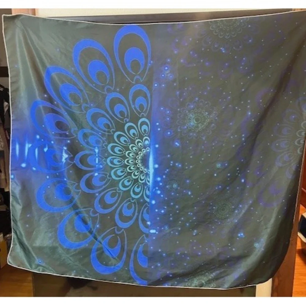Peacock Tapestry 50 x‎ 55
