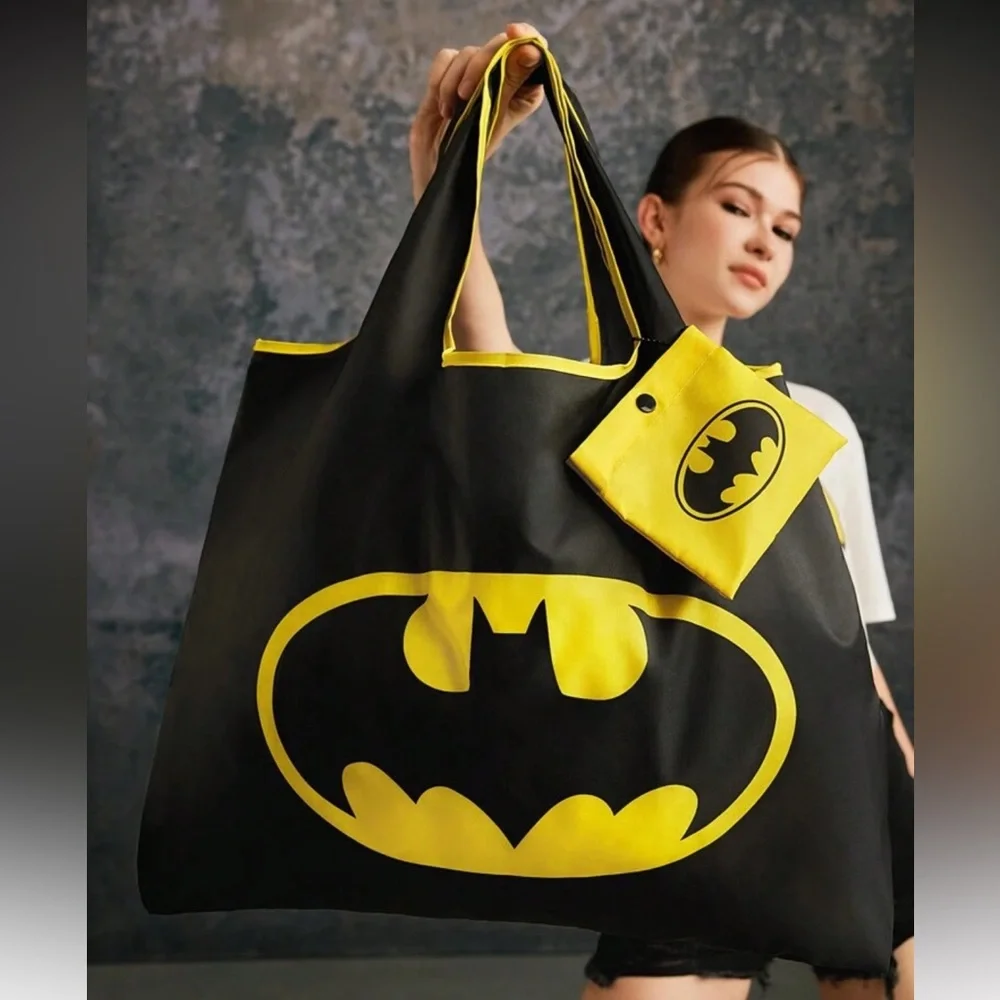 Batman oversized black