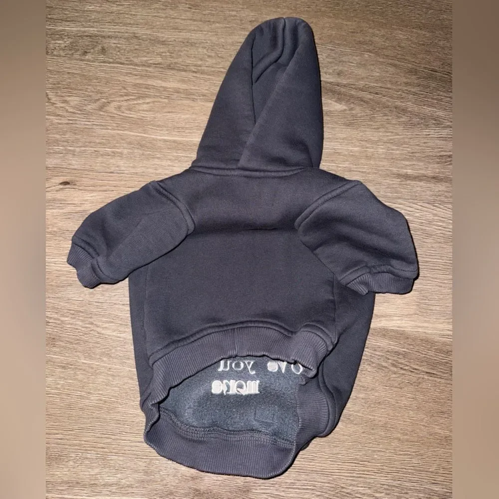 N/A cozy gray