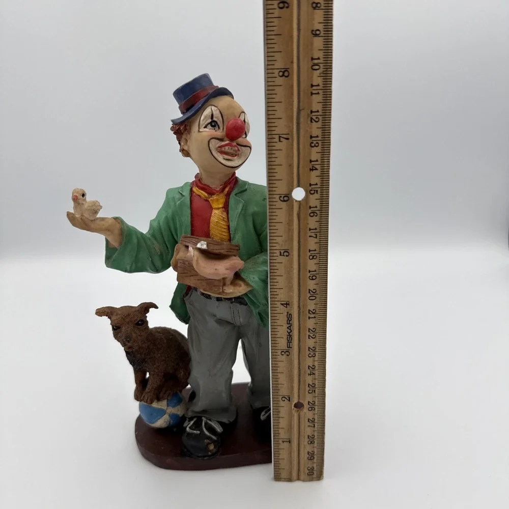 Birdsong vintage clown