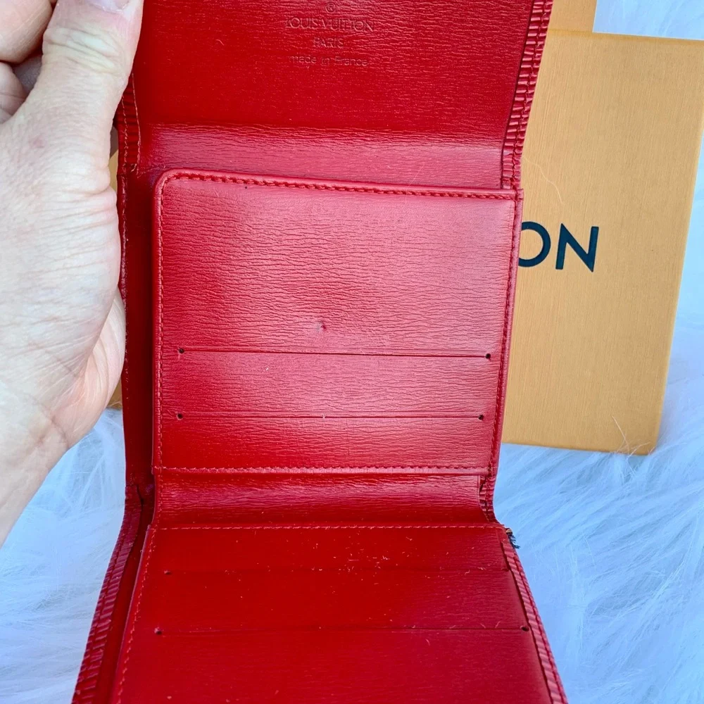 Louis Vuitton authentic louis